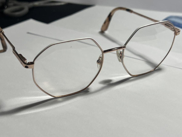 Guess - GU2849 028 56&curren;19 140