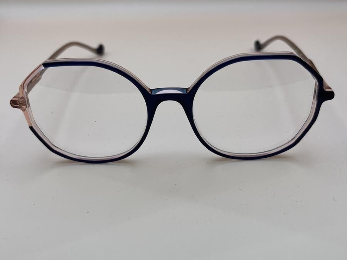 Caroline Abram - Capucine 664  53&curren;18