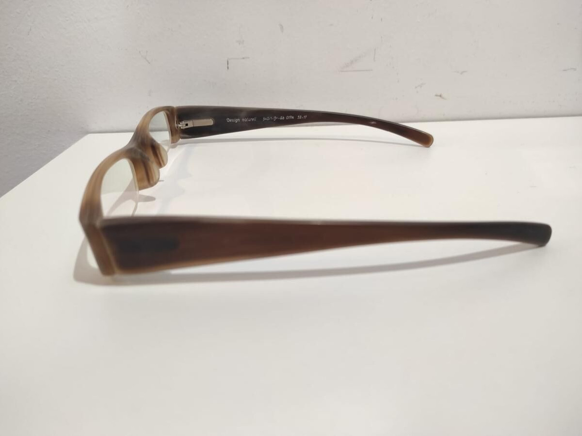 Genuine Horn - 540/1 J+ 017m 52¤17