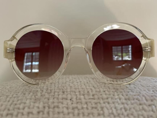 Gigi Studios - 48/25 145 1329