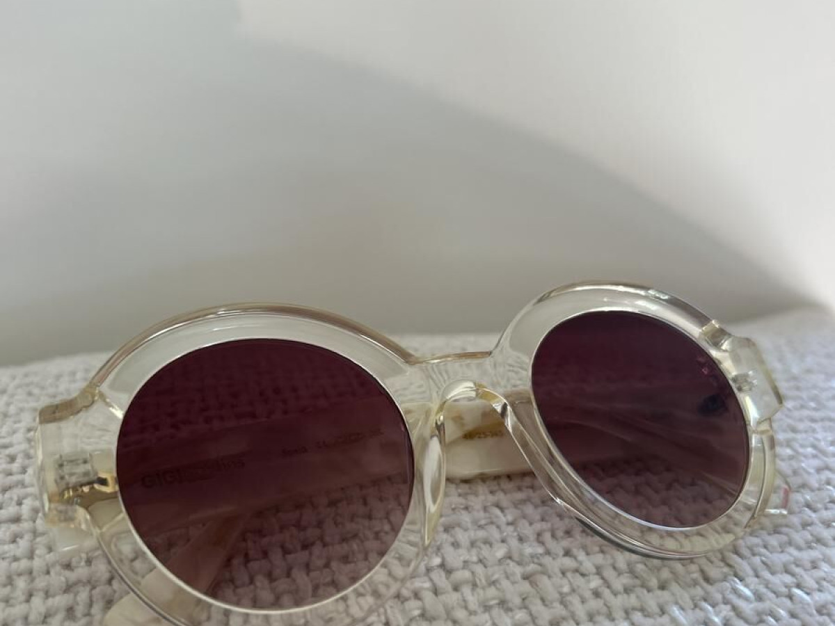 Gigi Studios - 48/25 145 1329