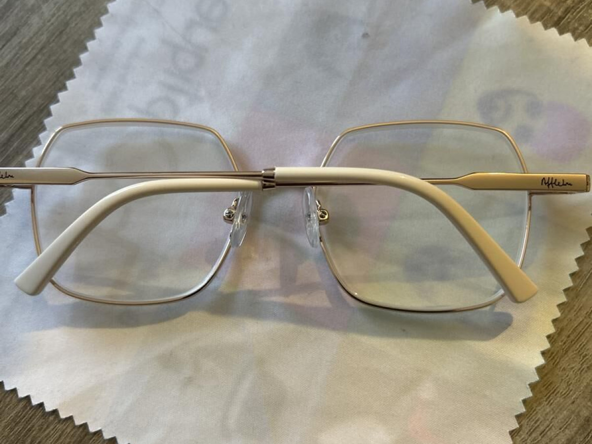 Alain Afflelou - MF028