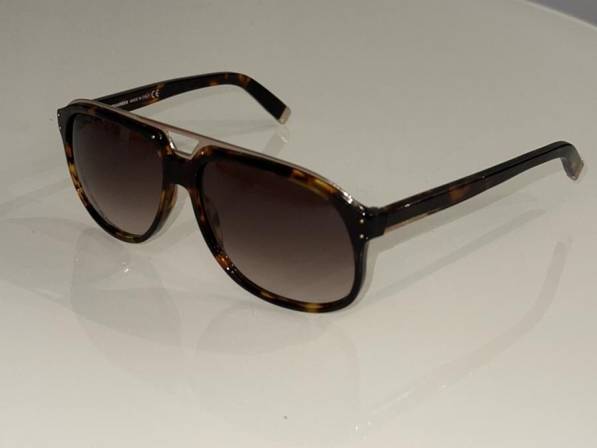 DSQUARED2 - DQ0005 52F 59&curren;14 135 * 2