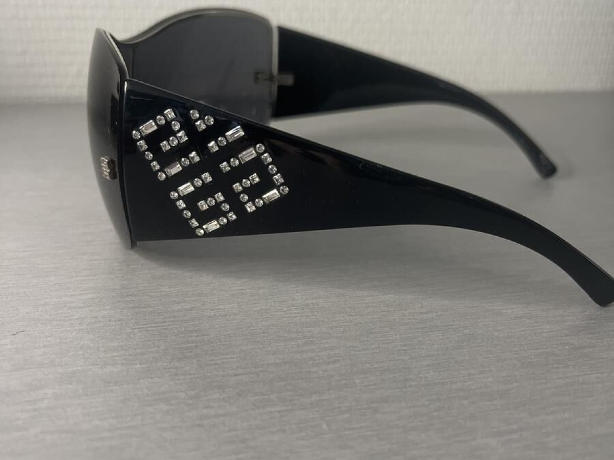 Givenchy - Sgv218s 60&curren;140