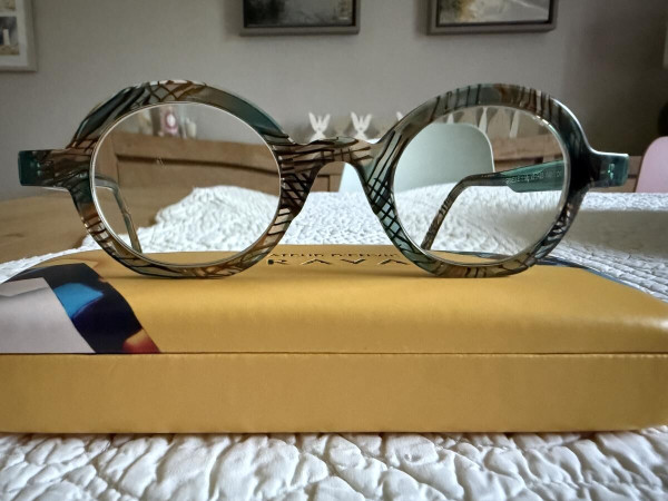 KARAVAN - 02159536 KARAVAN...