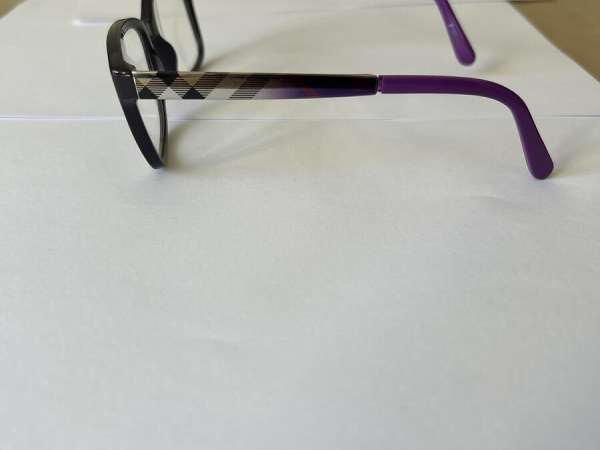 Burberry - B2143 3400 53/17