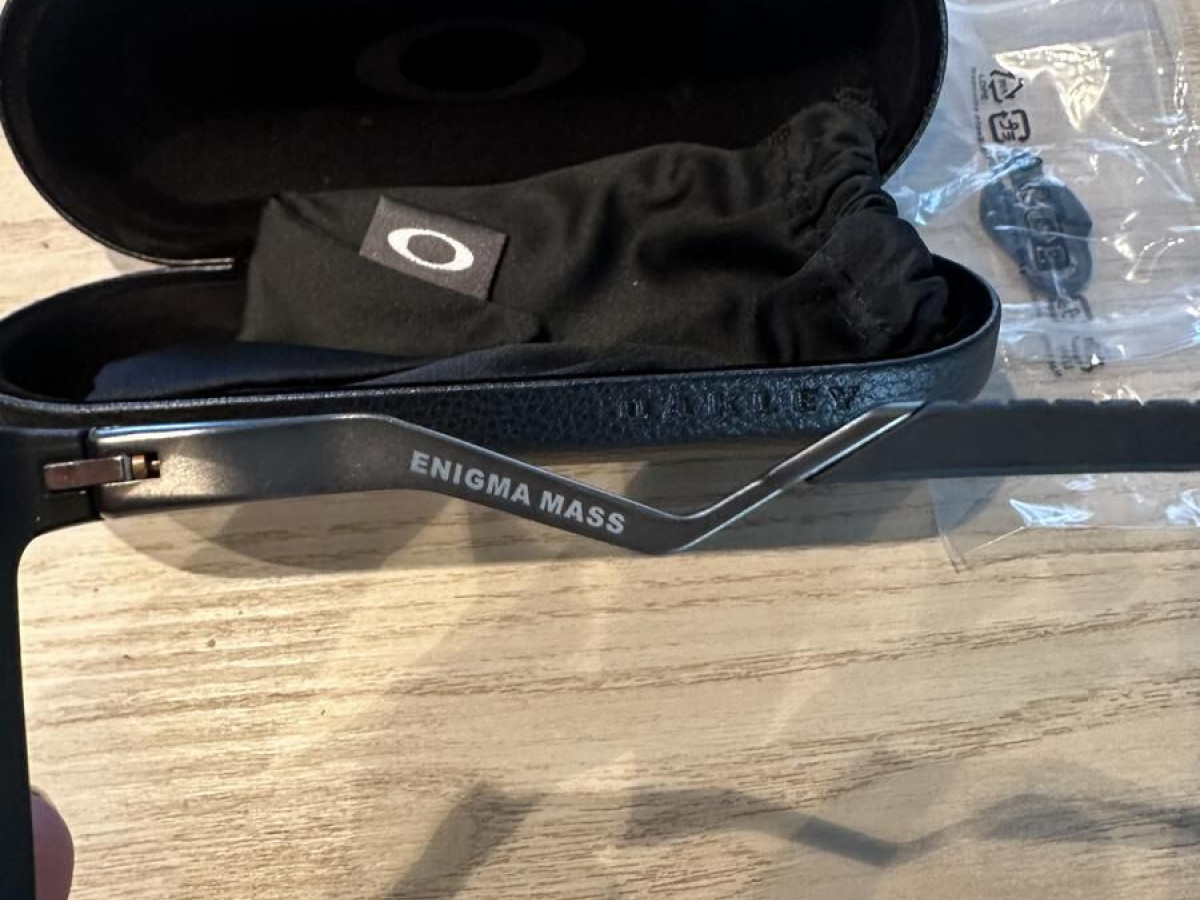 Oakley - OX8191-0155 enigma mass 55&curren;15