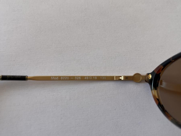 IOOP - 8220 49&curren;19