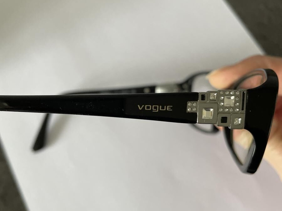Vogue - Vo2842-B