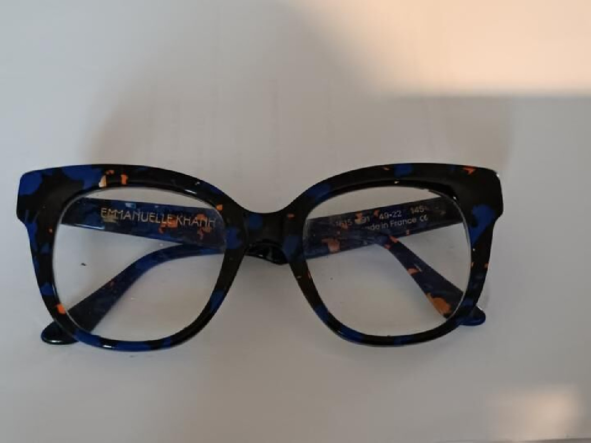 Emmanuelle Khanh  - 1615X91 49&curren;22