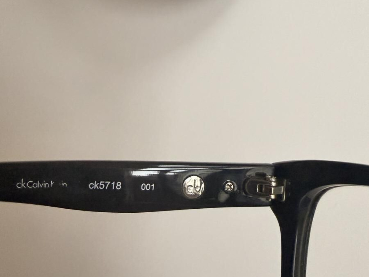 Calvin Klein - ck5718 001 55&curren;17 135