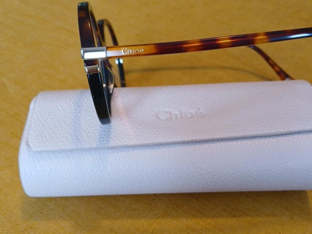 Chlo&eacute; - CH01080-003-54&curren;18