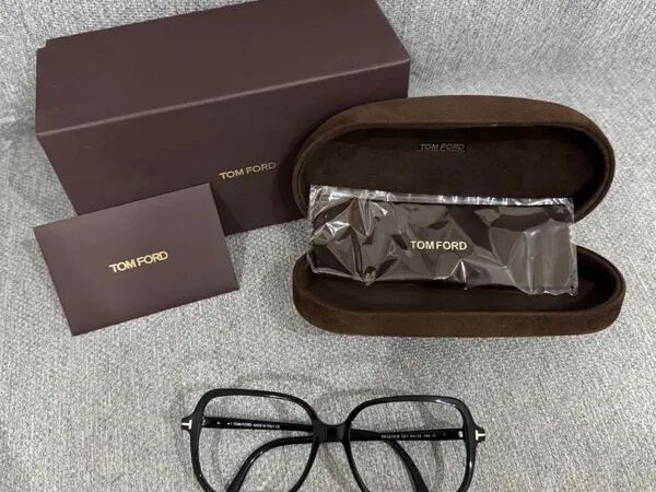 Tom Ford - TF5578 - B 001 54&curren;15