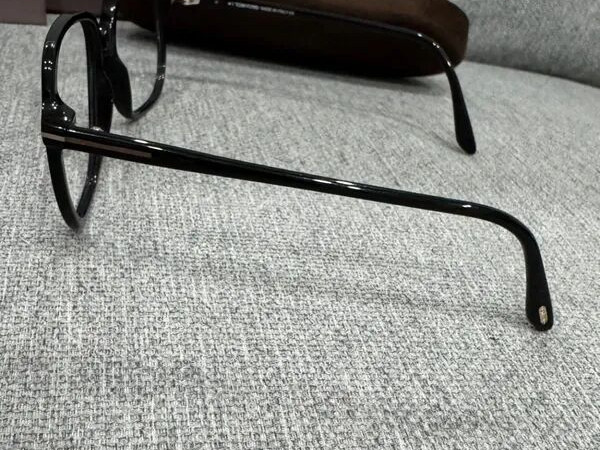 Tom Ford - TF5578 - B 001 54&curren;15