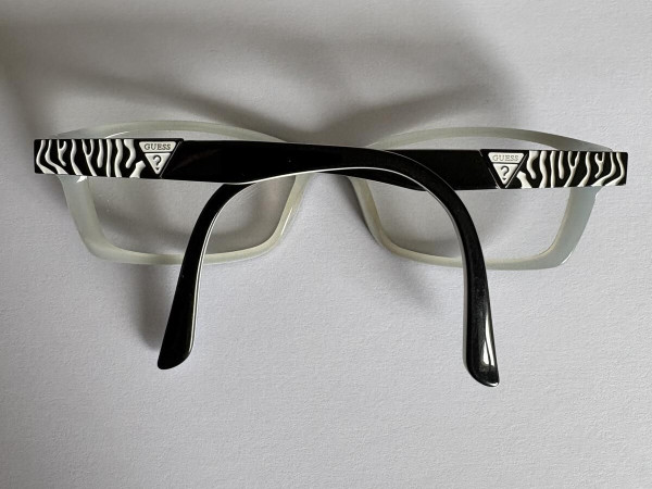 Guess - 52016-135 52¤16