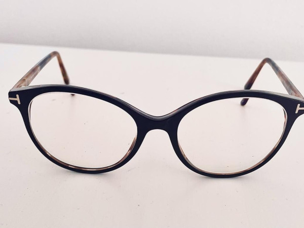 Tom FORD - TF5742B 005...