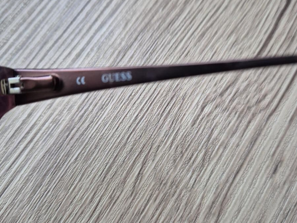 Guess - Gu2331 pur 52&curren;16