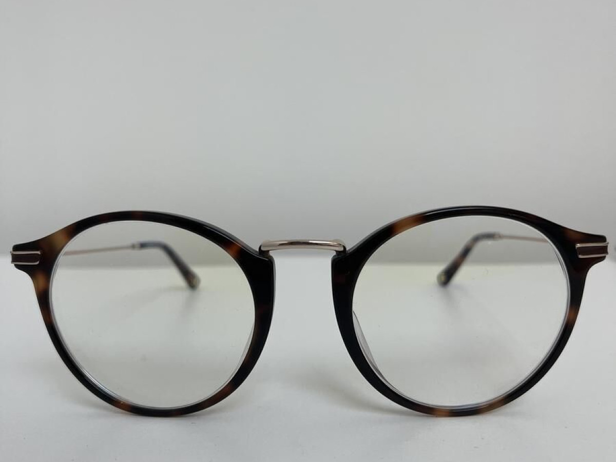 Cosmopolitan - CM2002 4,8¤1,3