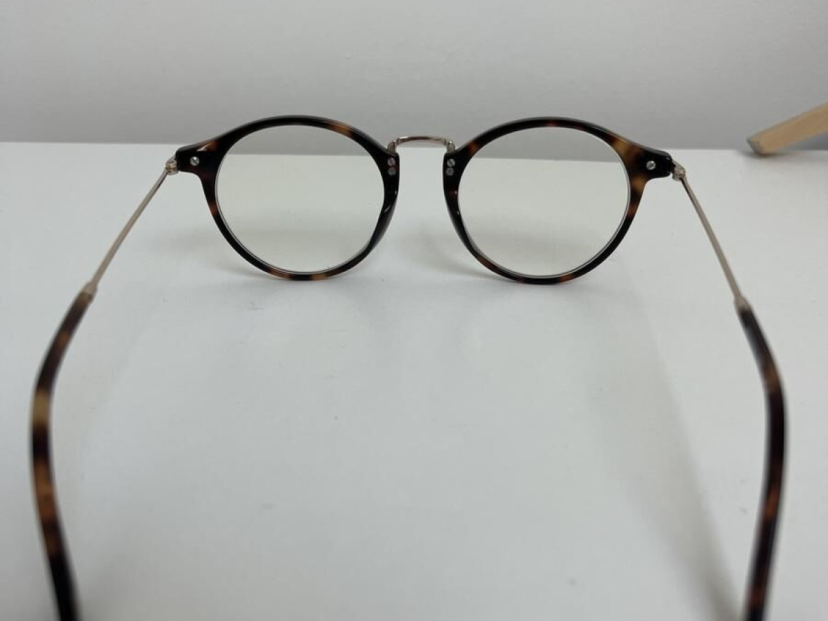 Cosmopolitan - CM2002 4,8¤1,3