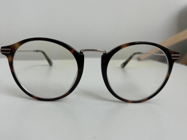 Cosmopolitan - CM2002 4,8¤1,3