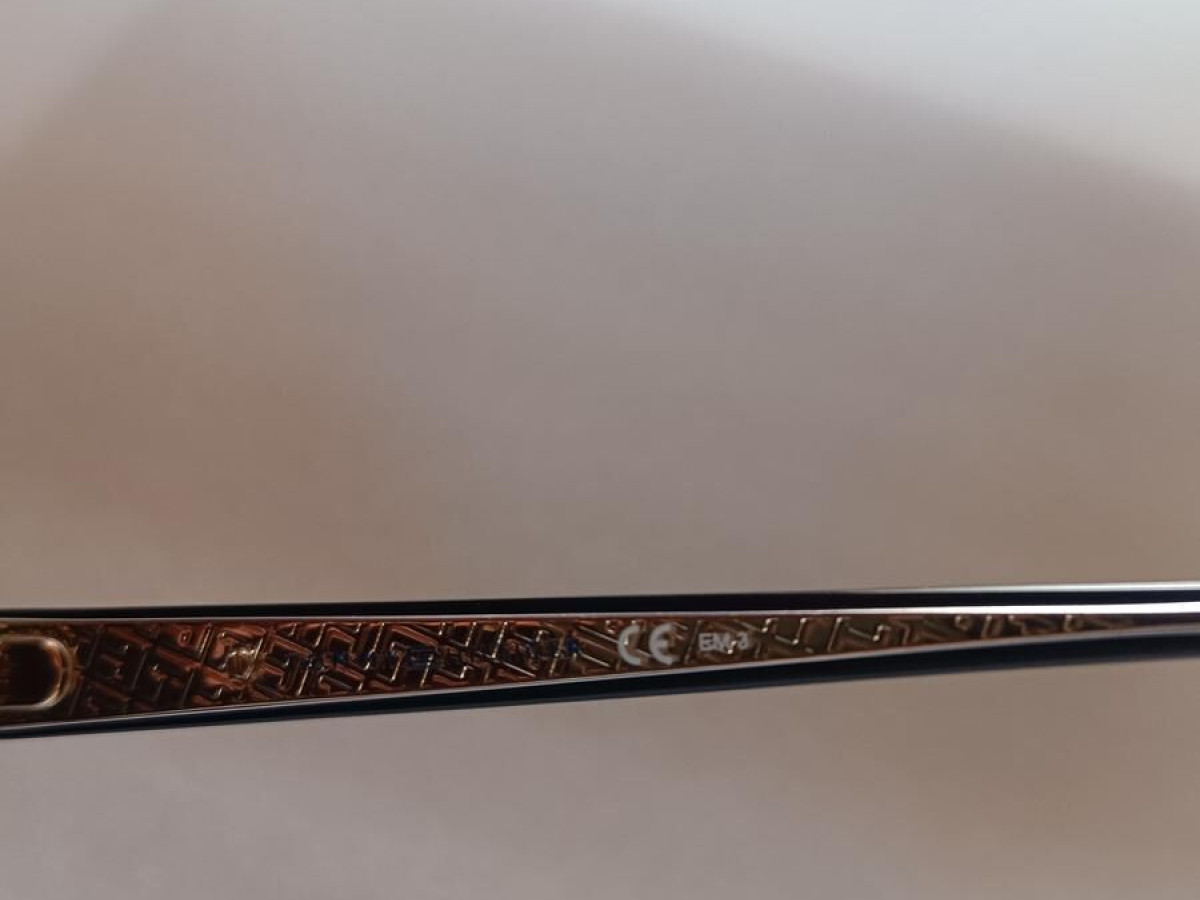 Tommy Hilfiger  - TH1811S 55&curren;17