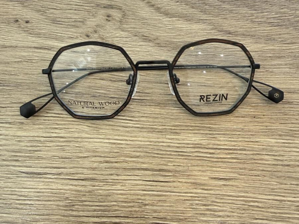 rezin - stanley 48&curren;21