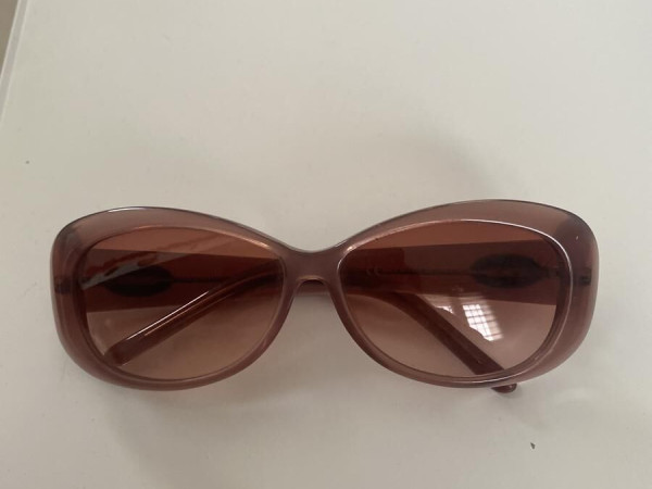 Lunette de soleil GUCCI -...