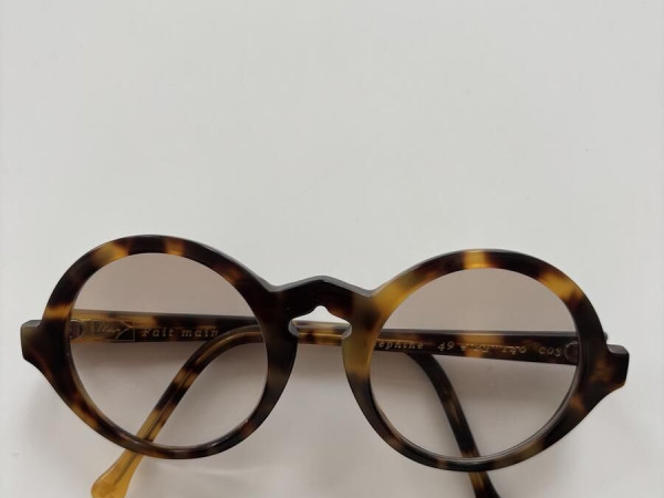 May - 49422140co3 49¤22