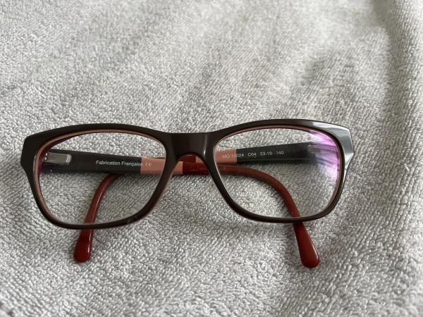 Vogue  - MO12024  53&curren;19