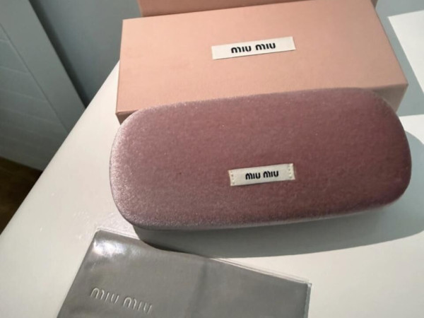 Miu Miu - SMU04Z_E1AB_F05S0_C_05 0&curren;18