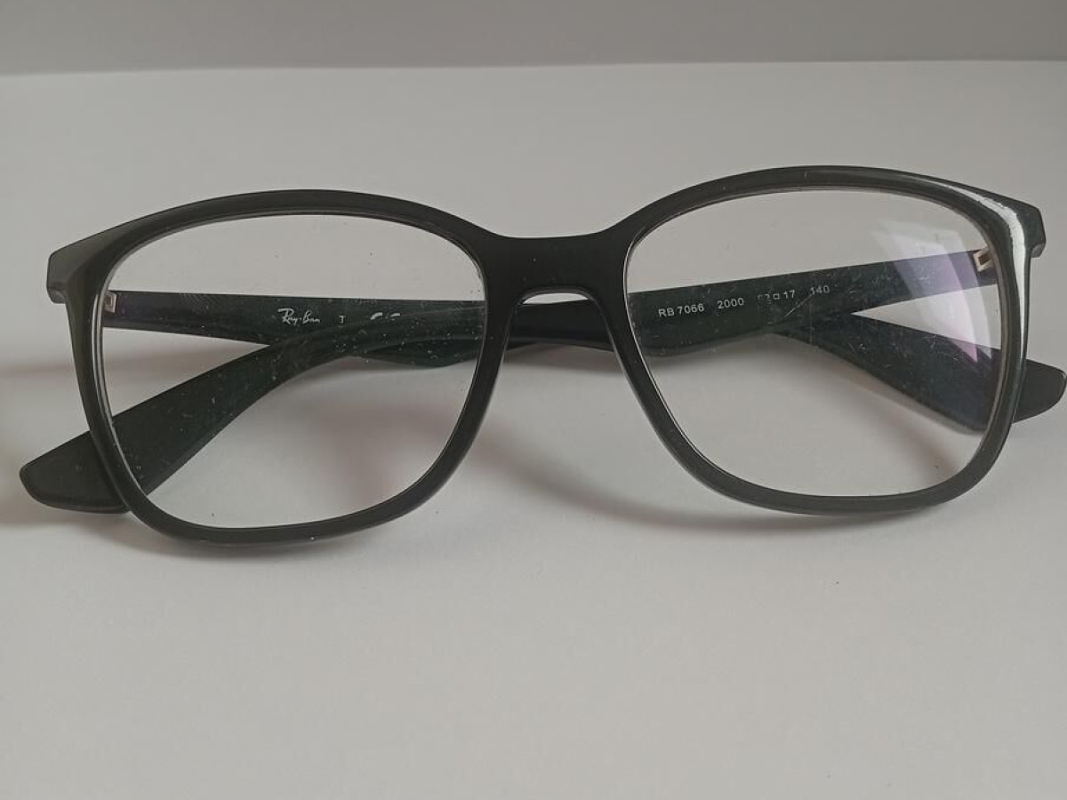 Ray-ban  - RB7066 20000 52&curren;17 140