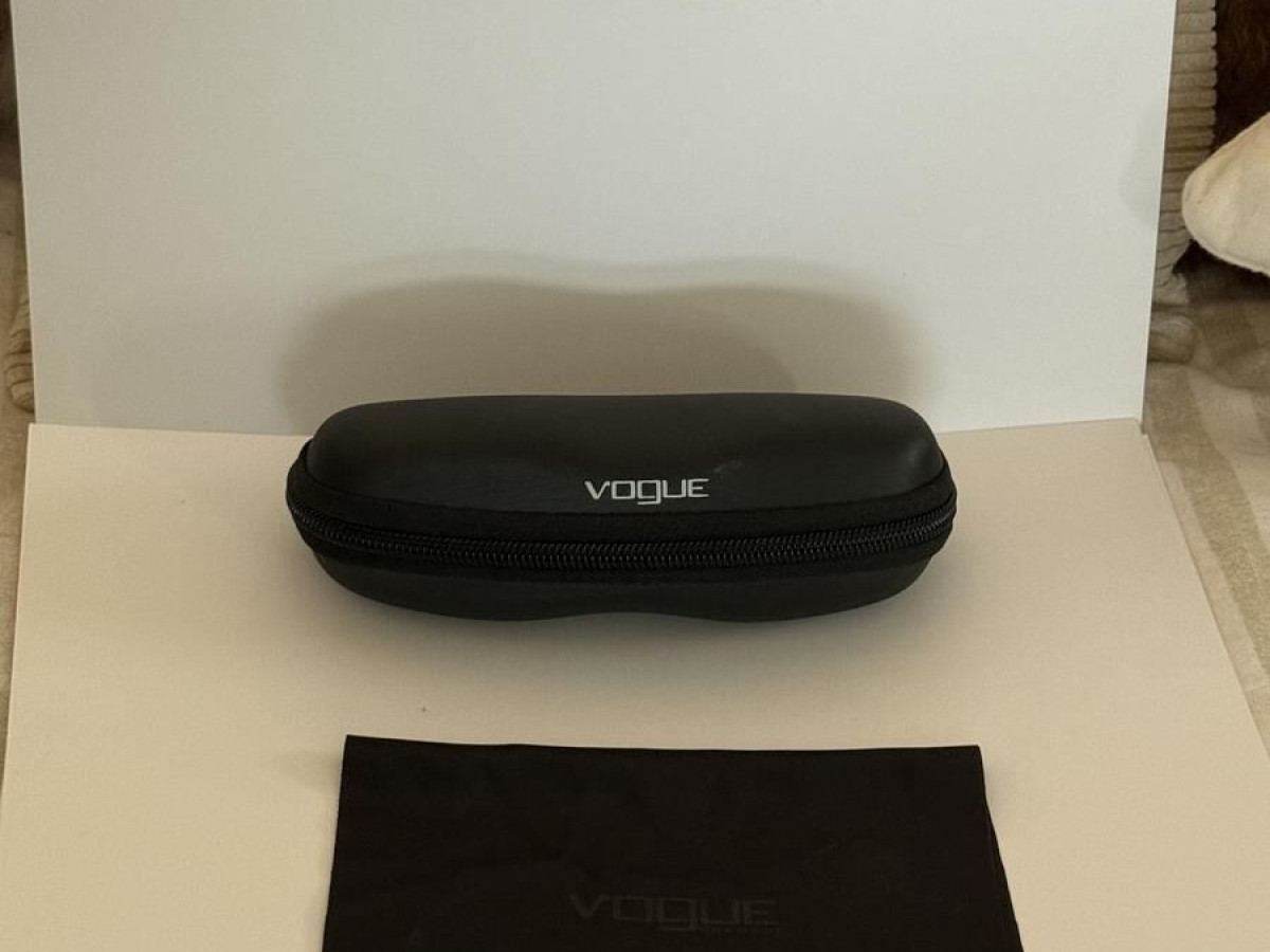 VOGUE - VO4094997 52&curren;18