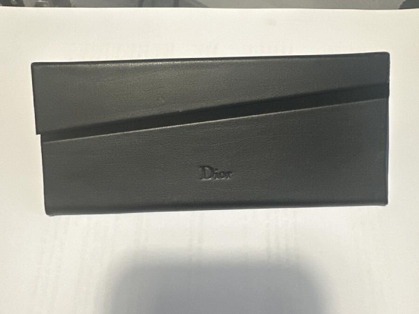 Christian Dior - Numéro 8