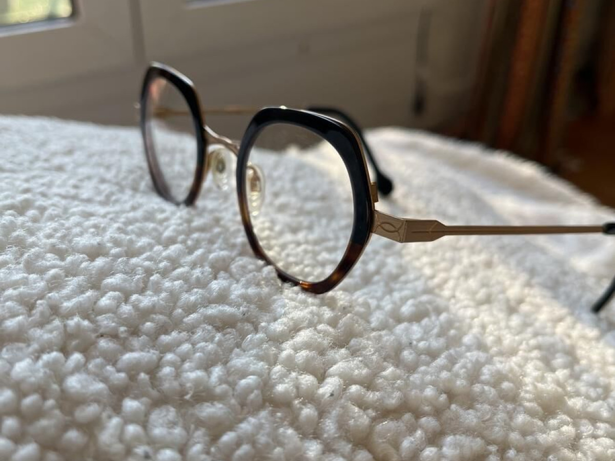 Anne & Valentin - 44[]23-145