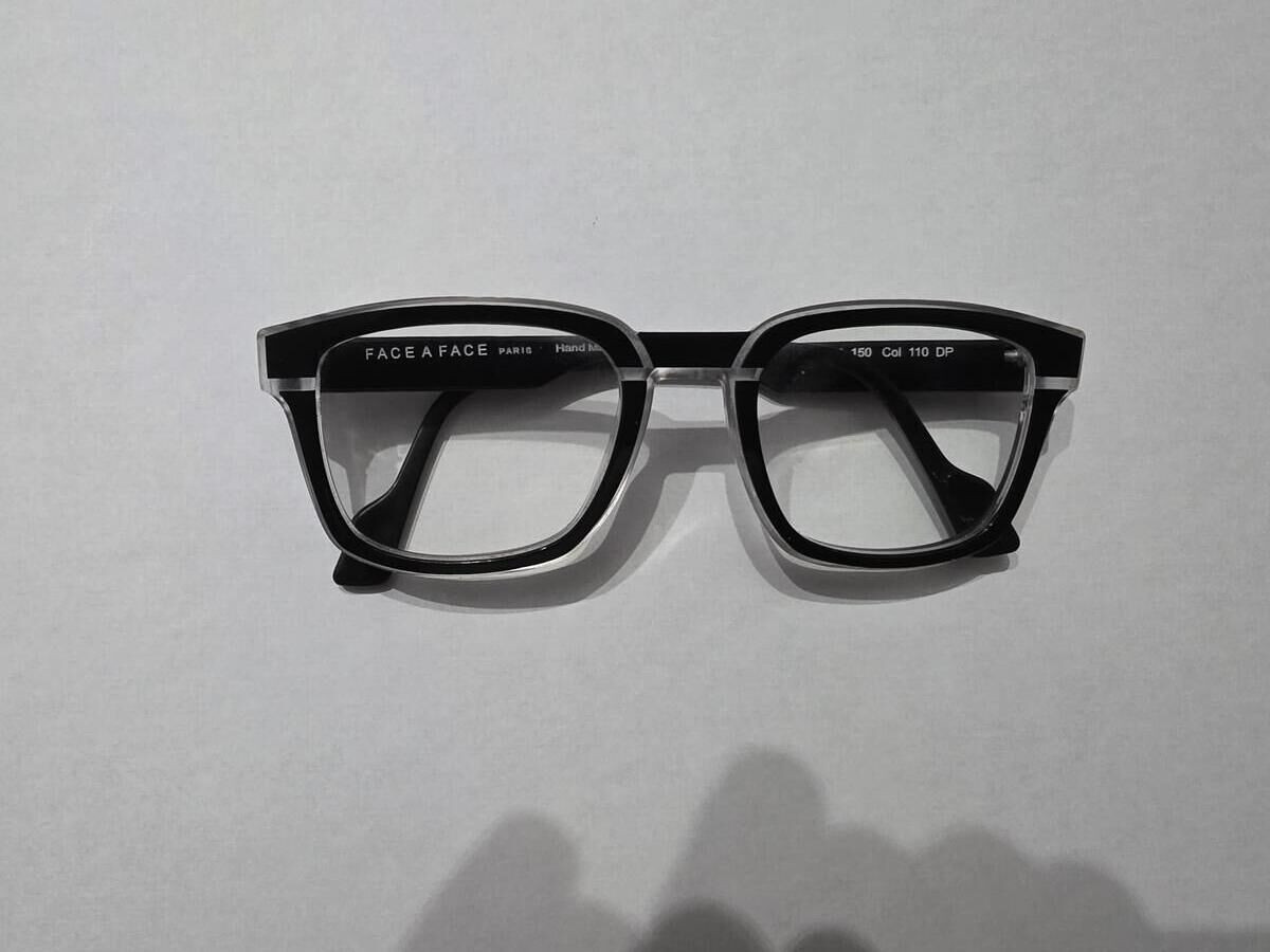 Face a face - COL110DP 51&curren;21