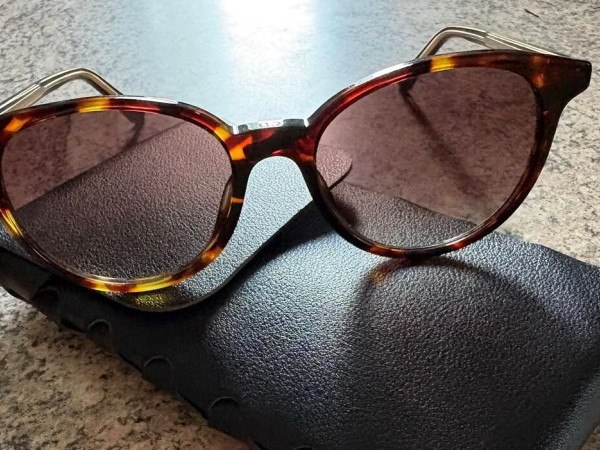 Christian dior - Montaigne47 086 49¤17