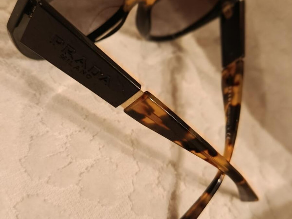 Prada - SPR 03 W 55&curren;18