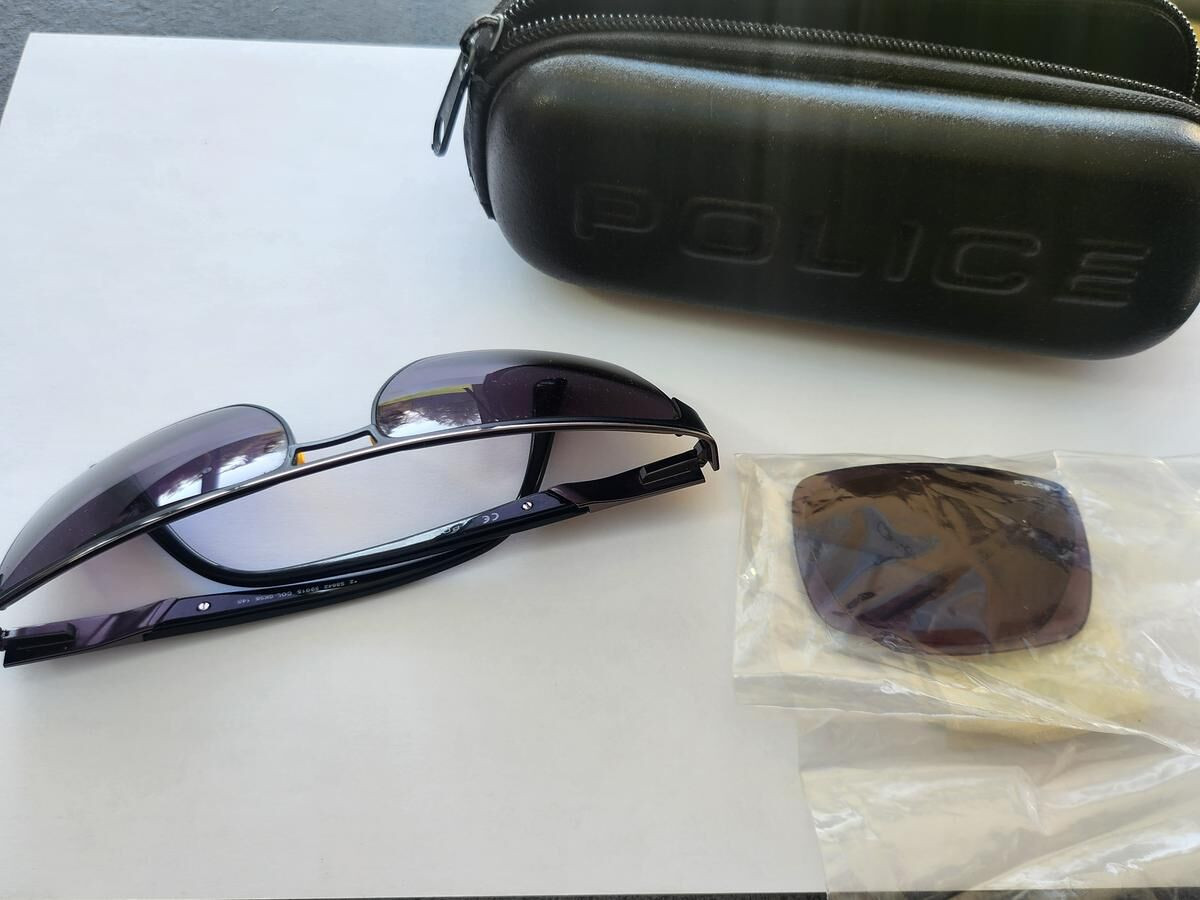 Police -  S8642515 COL0k56140