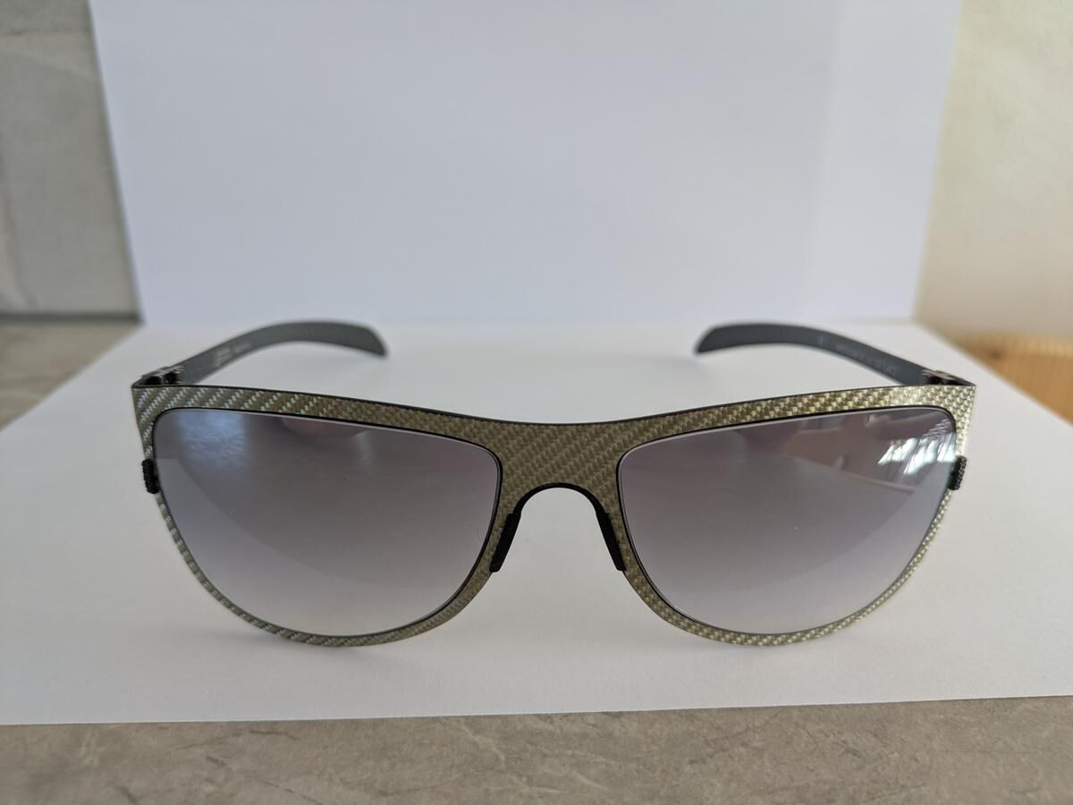 RedBull racing - RBR133-004 57&curren;14 137