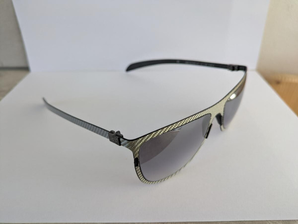 RedBull racing - RBR133-004 57&curren;14 137