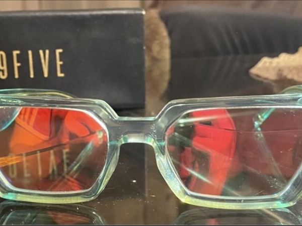 9Five - Locks  Tiffany & Gold  LTD 54&curren;21150