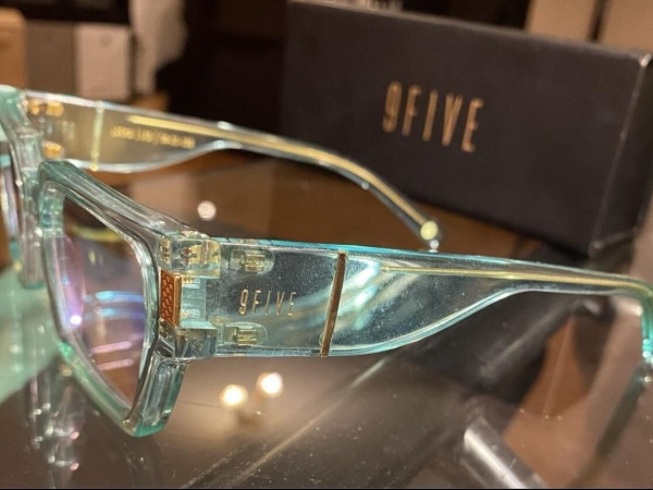 9Five - Locks  Tiffany & Gold  LTD 54&curren;21150