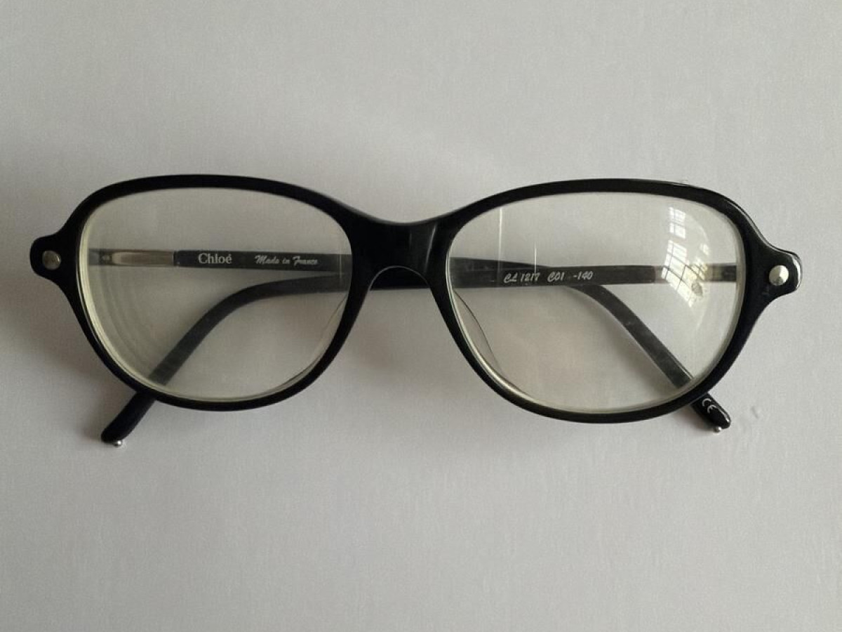 Chlo&eacute;  - Cl1217 c01-140