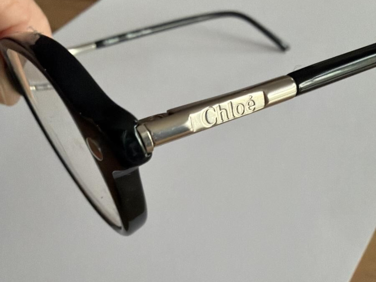 Chlo&eacute;  - Cl1217 c01-140