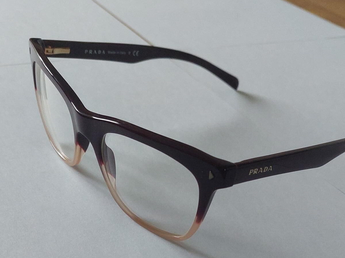 Prada - VPR01N 52&curren;19