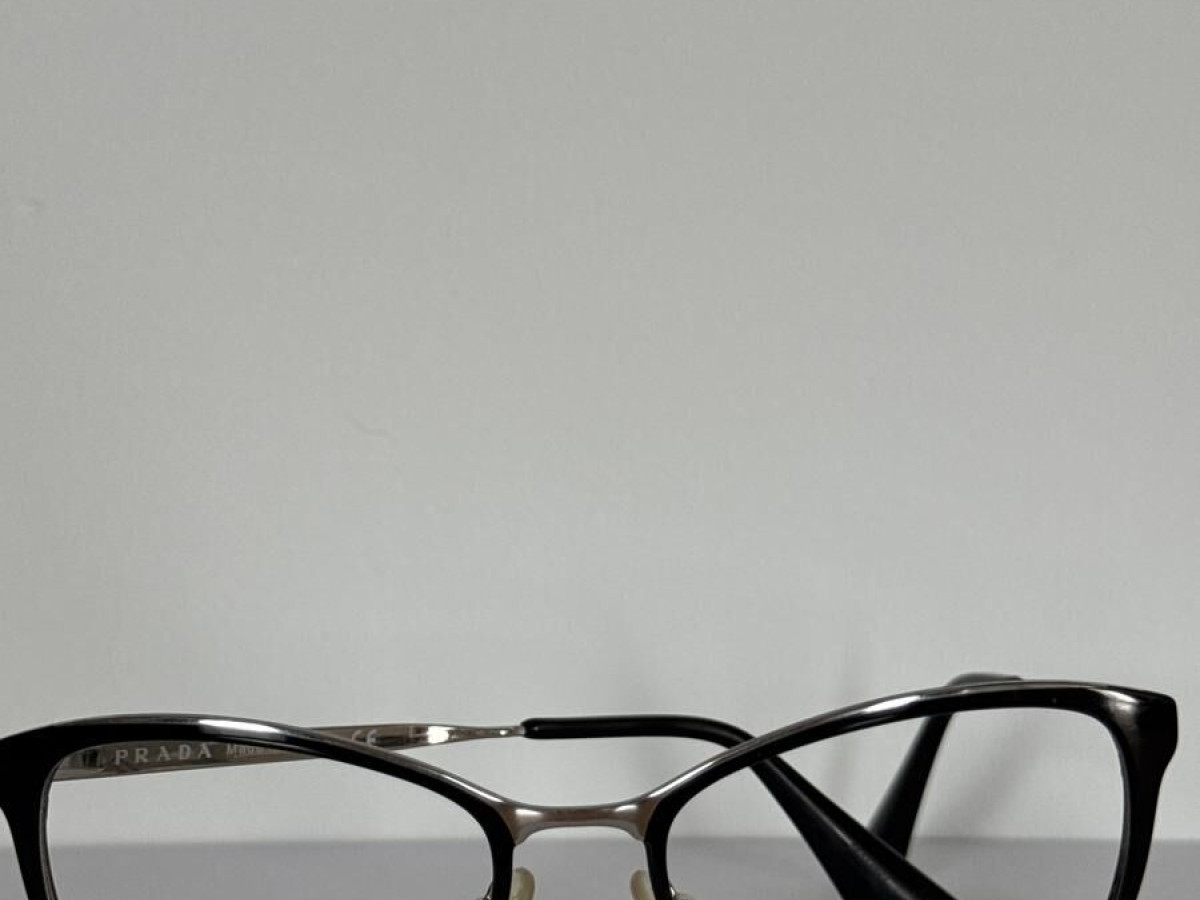 Prada - VPR555T 1AB-1O1 52&curren;18