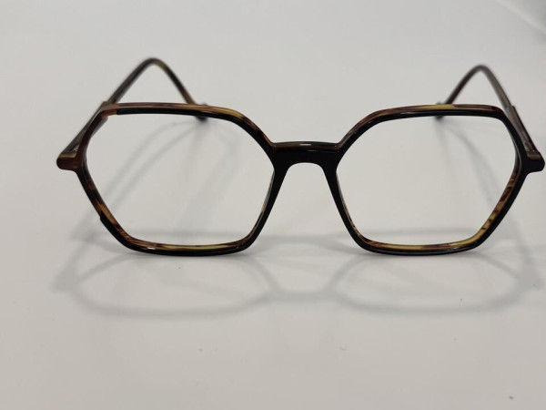 Caroline Abram - Camille 671 55&curren;17