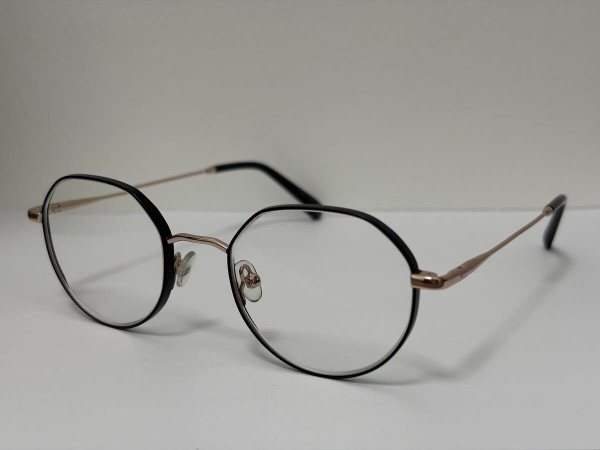 John & Jess  - JA25 48&curren;20 145 C4 1122