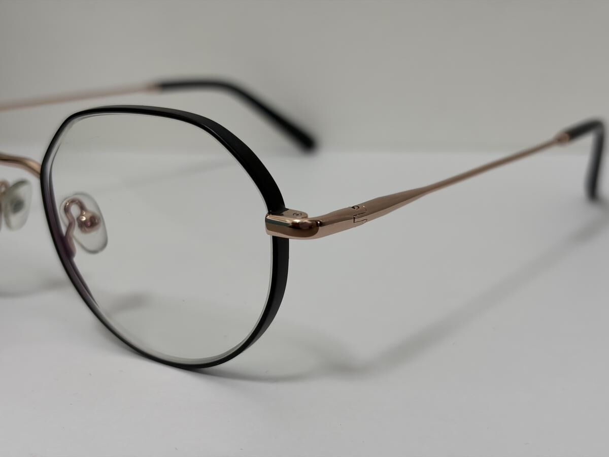 John & Jess  - JA25 48&curren;20 145 C4 1122