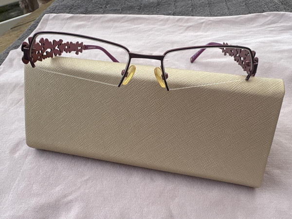 Alain Afflelou  - Tof1200...